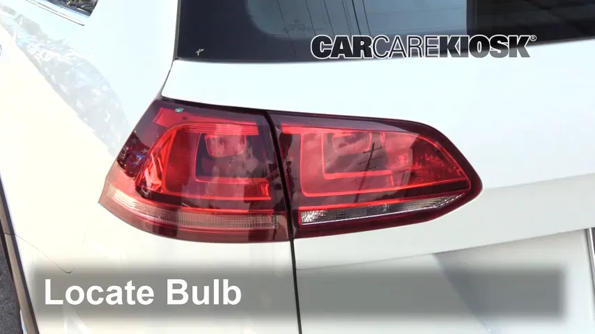 2017 Volkswagen Golf Alltrack S 1.8L 4 Cyl. Turbo Lights